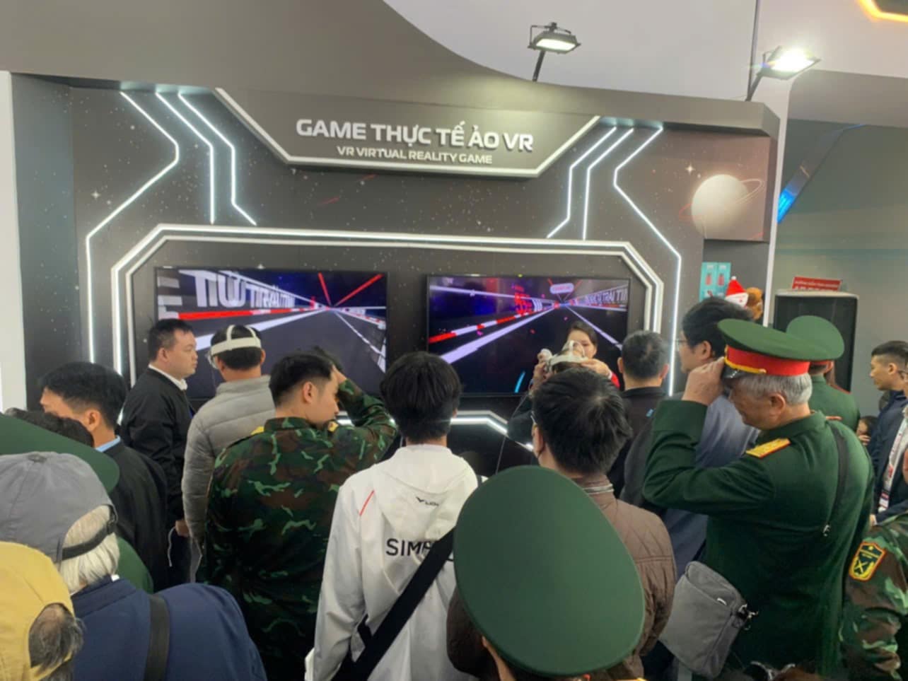 Ảnh tổ chức sự kiện